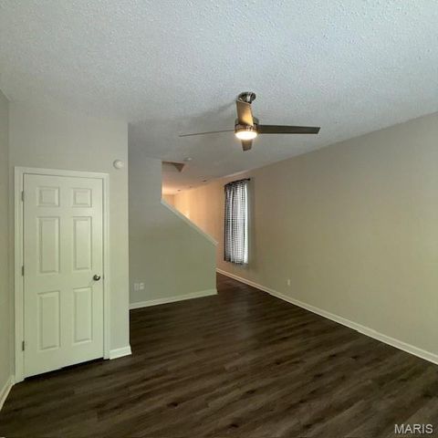 3653 Arpent Street 4, St Charles, MO 63301