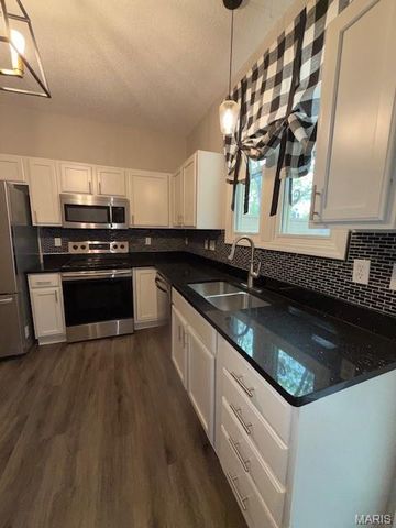 3653 Arpent Street 4, St Charles, MO 63301