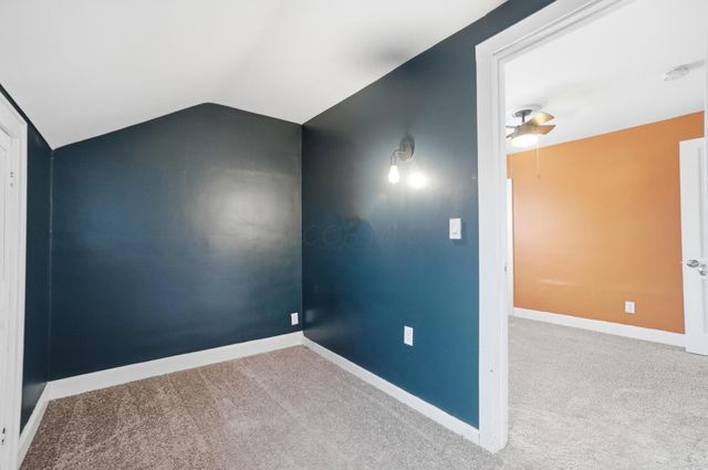 2378 Velma Avenue, Columbus, OH 43211