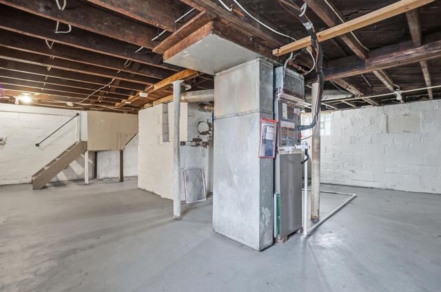 2378 Velma Avenue, Columbus, OH 43211