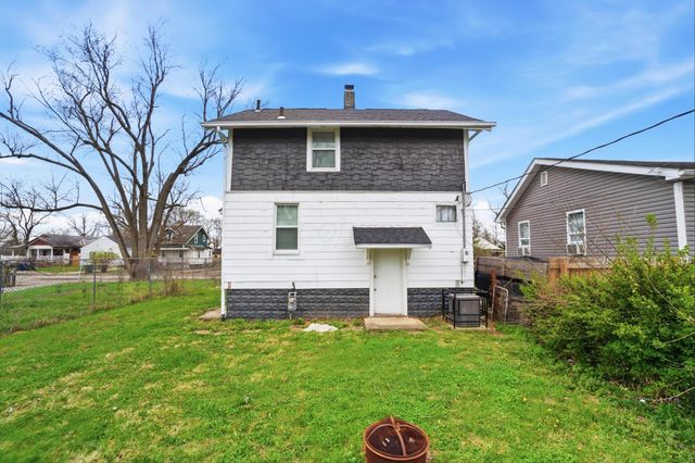 2378 Velma Avenue, Columbus, OH 43211