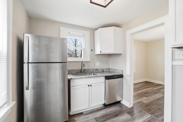 2378 Velma Avenue, Columbus, OH 43211