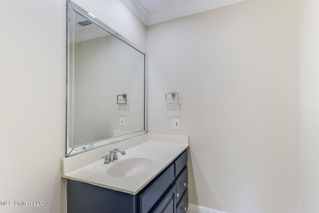 454 Carmargue Lane, Biloxi, MS 39531