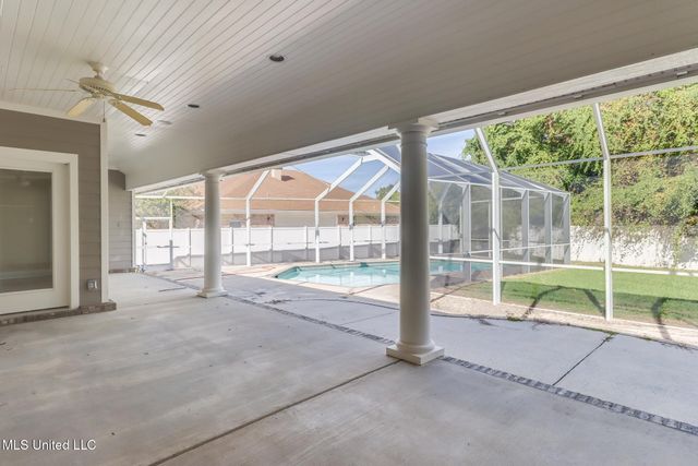 454 Carmargue Lane, Biloxi, MS 39531