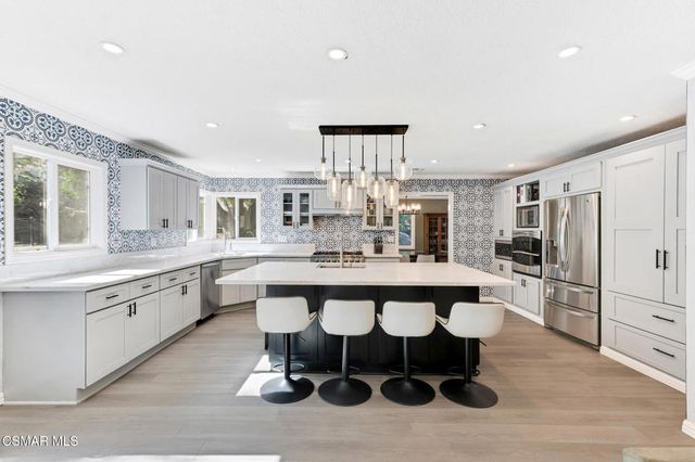 790 Spring Wood Street, Thousand Oaks, CA 91320