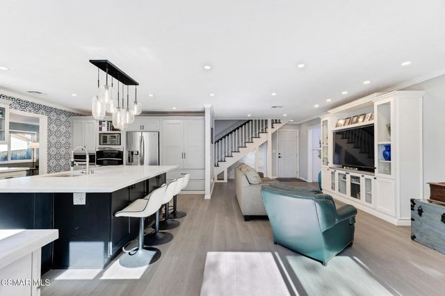 790 Spring Wood Street, Thousand Oaks, CA 91320