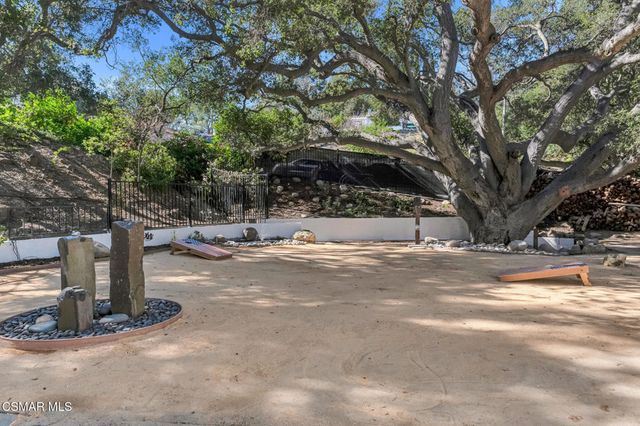 790 Spring Wood Street, Thousand Oaks, CA 91320