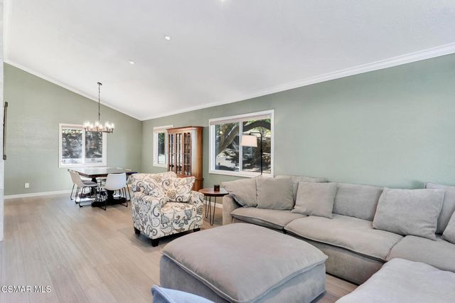 790 Spring Wood Street, Thousand Oaks, CA 91320