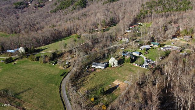 2737 Clabo Road, Sevierville, TN 37862