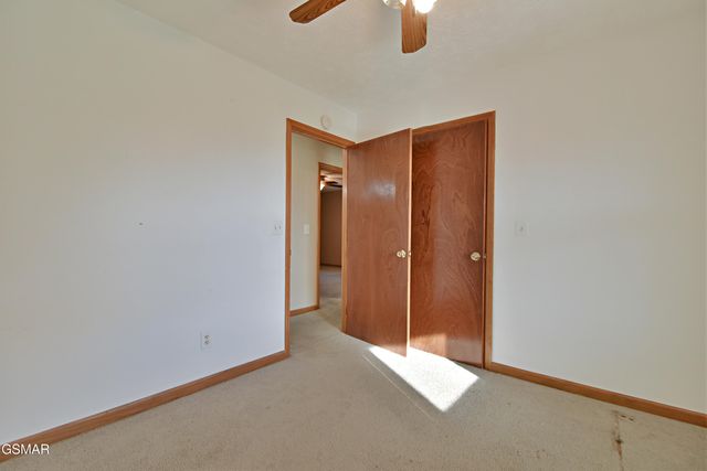 2737 Clabo Road, Sevierville, TN 37862