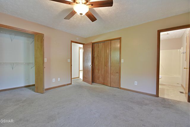 2737 Clabo Road, Sevierville, TN 37862