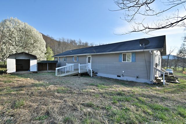 2737 Clabo Road, Sevierville, TN 37862