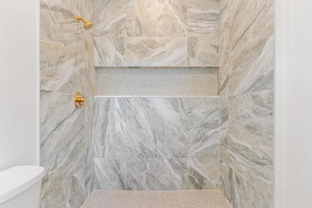 60 Neillian Street, Bedford, MA 01730