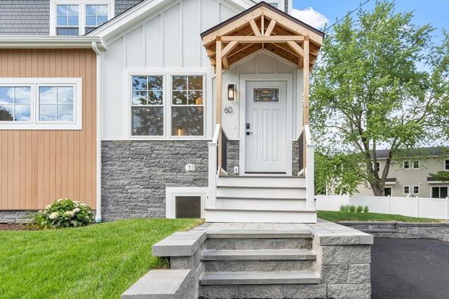 60 Neillian Street, Bedford, MA 01730