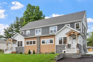 60 Neillian Street, Bedford, MA 01730