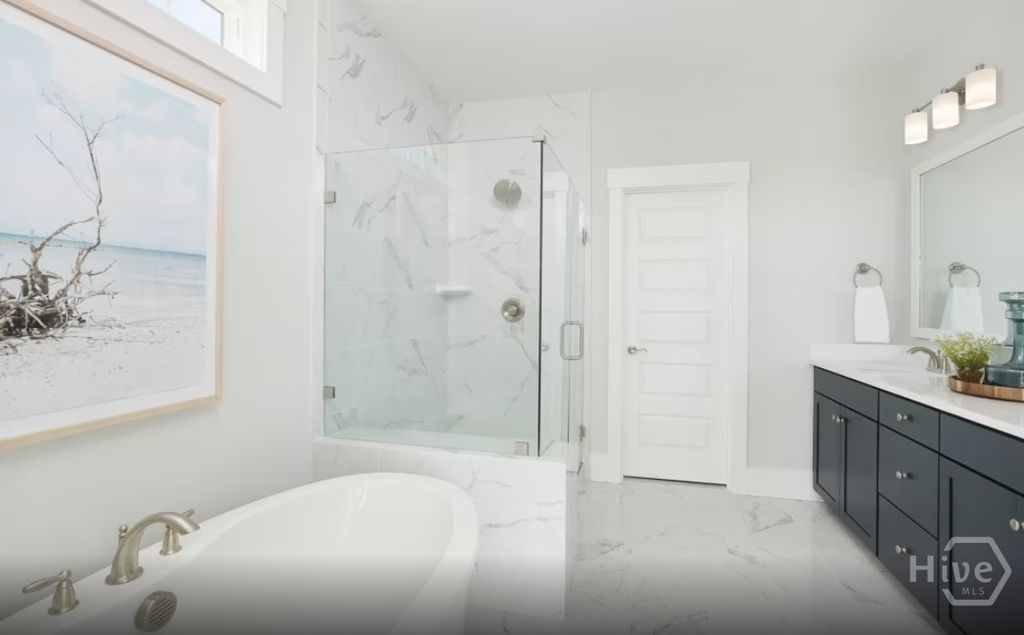 Image 16 of property listing at 1095 Heartwood Avenue, Richmond Hill, GA 31324