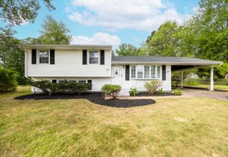 25 Birch Drive, Wallingford, CT 06492