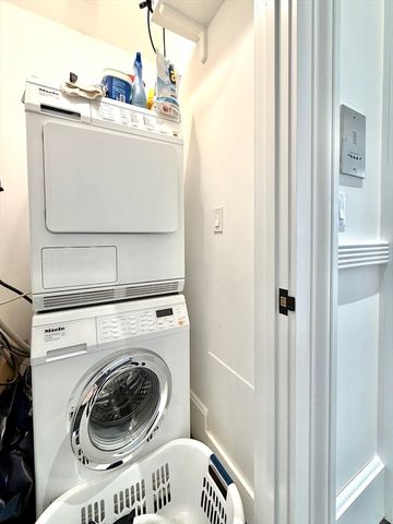 177 Commonwealth Ave 11, Boston, MA 02116