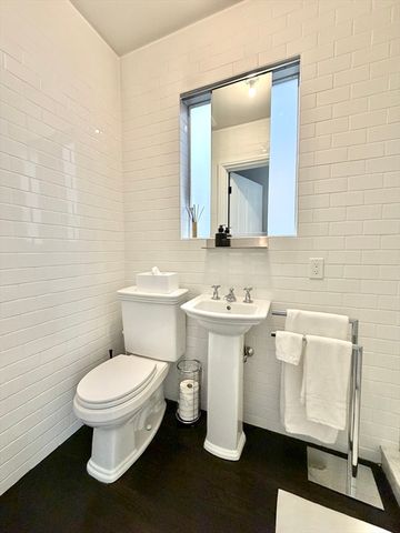 177 Commonwealth Ave 11, Boston, MA 02116