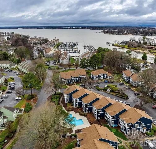 17544 Tuscany Lane, Cornelius, NC 28031