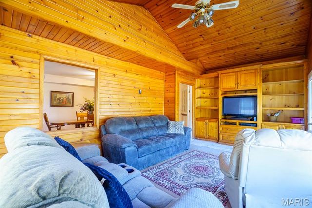 20454 Maries Road 453, Vichy, MO 65580