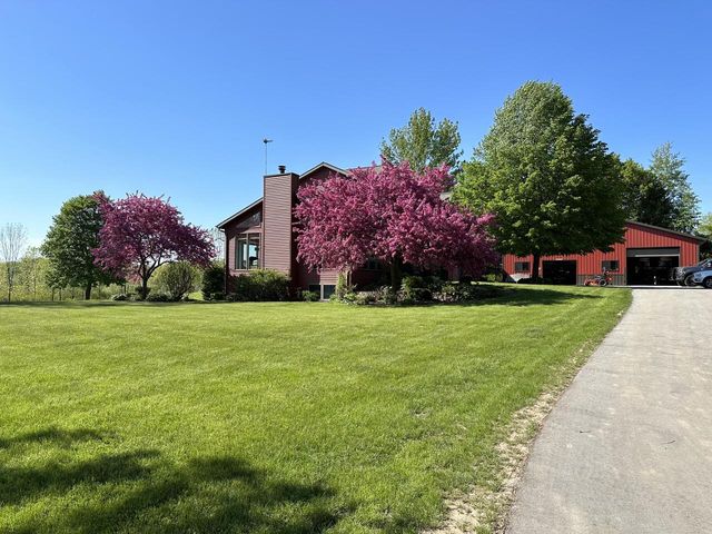 N9556 State Highway 67, Elkhart Lake, WI 53020