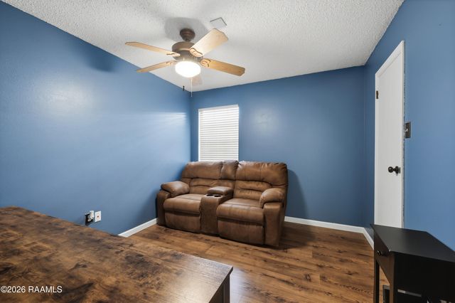 200 Lodge Drive 806, Lafayette, LA 70506