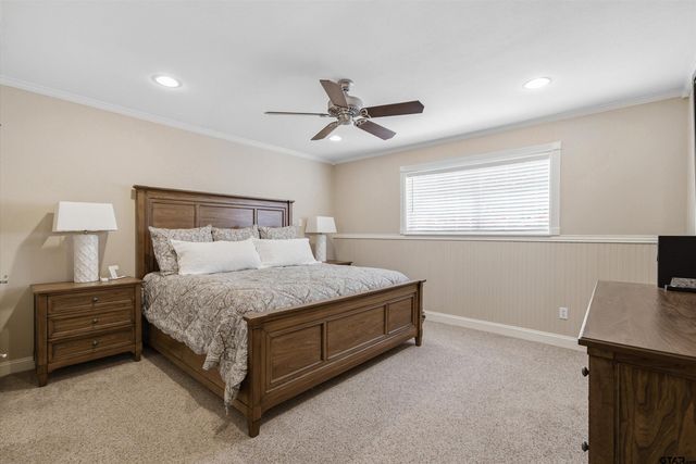 327 Peaceful Woods Trail, Holly Lake Ranch, TX 75765