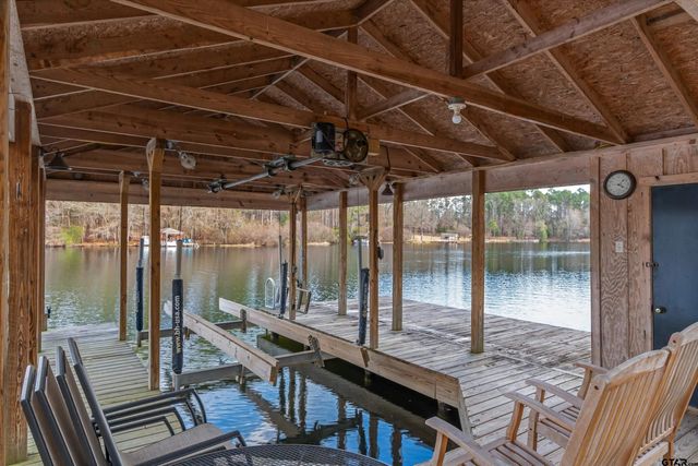 327 Peaceful Woods Trail, Holly Lake Ranch, TX 75765