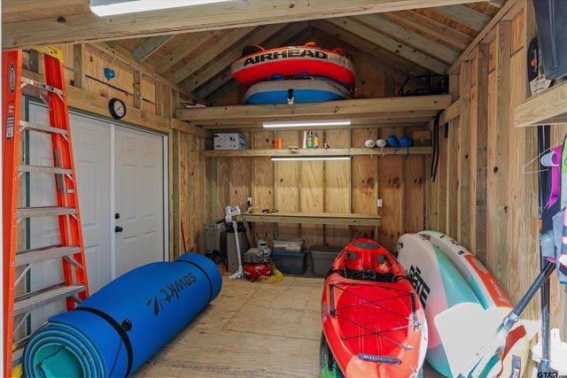 327 Peaceful Woods Trail, Holly Lake Ranch, TX 75765