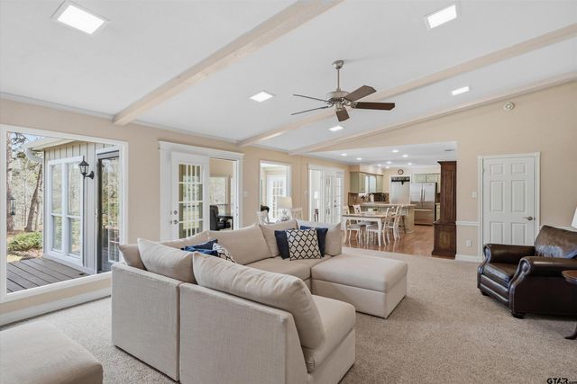 327 Peaceful Woods Trail, Holly Lake Ranch, TX 75765