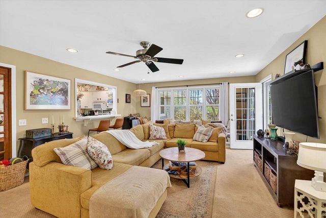 1910 La Sierra Way, Madison, WI 53716