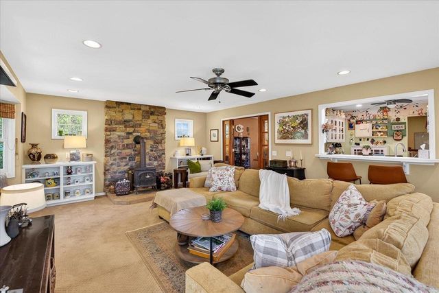 1910 La Sierra Way, Madison, WI 53716