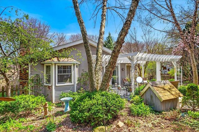 1910 La Sierra Way, Madison, WI 53716