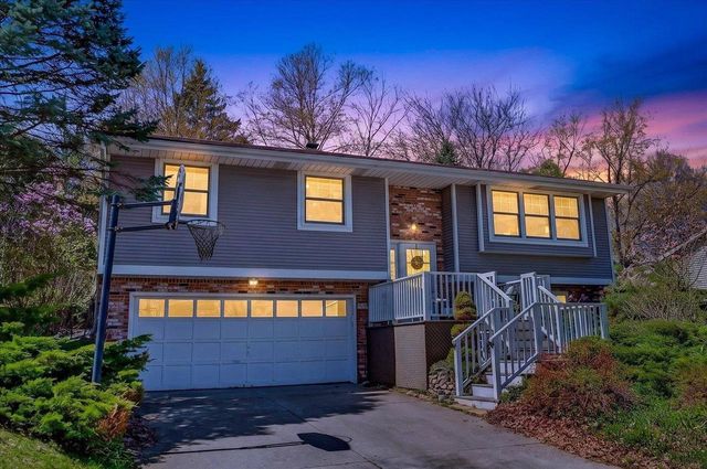 1910 La Sierra Way, Madison, WI 53716