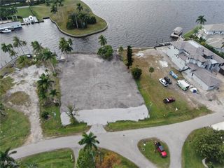 6932 Old Whiskey Creek DR, Fort Myers, FL 33919