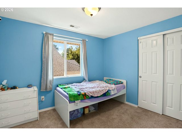 35365 OAKWOOD Dr, St Helens, OR 97051