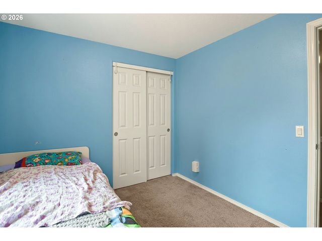 35365 OAKWOOD Dr, St Helens, OR 97051