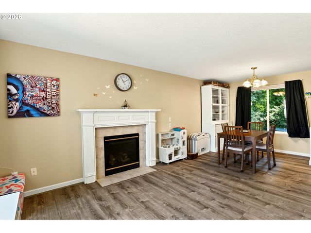 35365 OAKWOOD Dr, St Helens, OR 97051