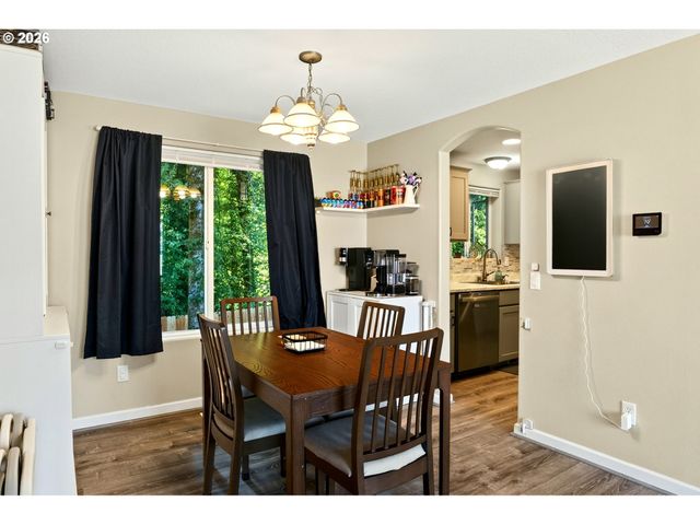 35365 OAKWOOD Dr, St Helens, OR 97051