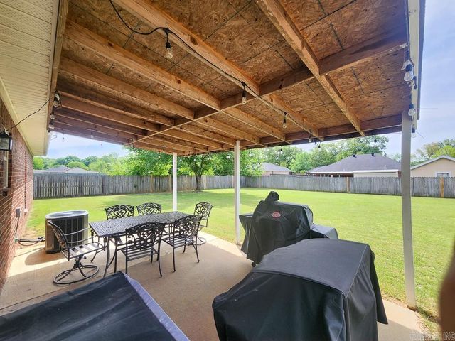 51 Donna Kay Drive, Greenbrier, AR 72058