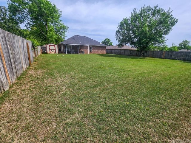 51 Donna Kay Drive, Greenbrier, AR 72058