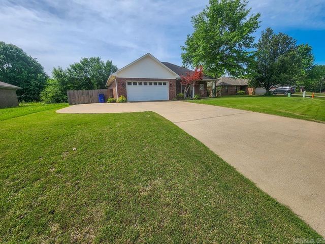 51 Donna Kay Drive, Greenbrier, AR 72058