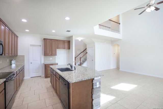 4580 Split Oak, Schertz, TX 78108