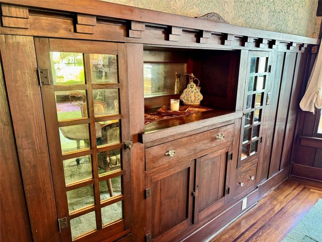 2608 Hopkins Street, Houston, TX 77006