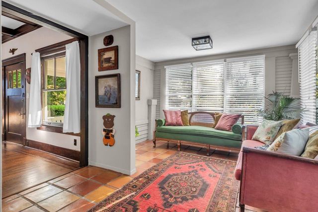 2608 Hopkins Street, Houston, TX 77006