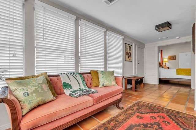 2608 Hopkins Street, Houston, TX 77006