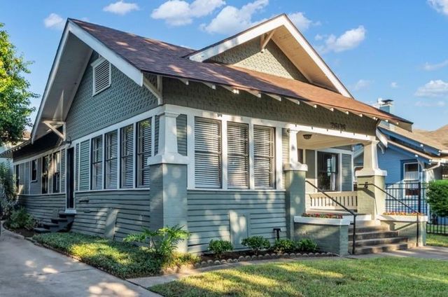 2608 Hopkins Street, Houston, TX 77006
