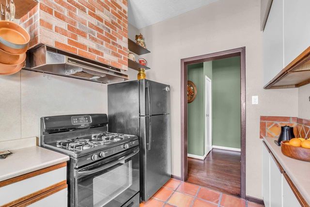 2608 Hopkins Street, Houston, TX 77006