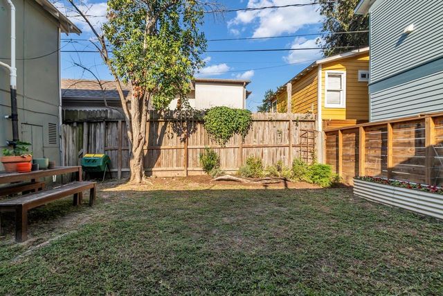 2608 Hopkins Street, Houston, TX 77006